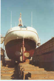 Comanche in dry dock 1977 RCorrigan pic.jpg (123565 bytes)